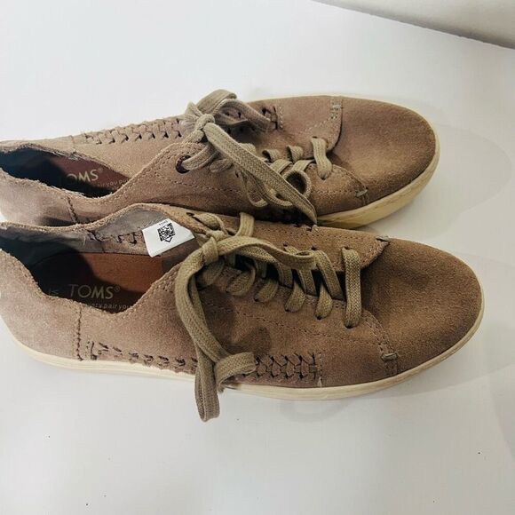 TOMS Taupe Brown Suede Sneakers Sz 7.5 - Picture 2 of 6